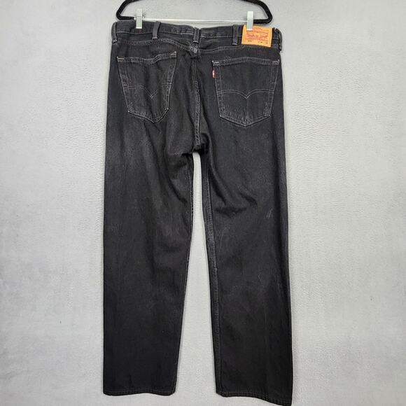 Levi's 505 Jeans Mens 38x30 Black Straight Leg Regular Fit Zip Fly Red Tab - Picture 2 of 16